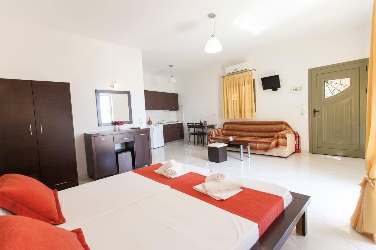 Siarbas Hotel Paralia Vrachou Bagian luar foto