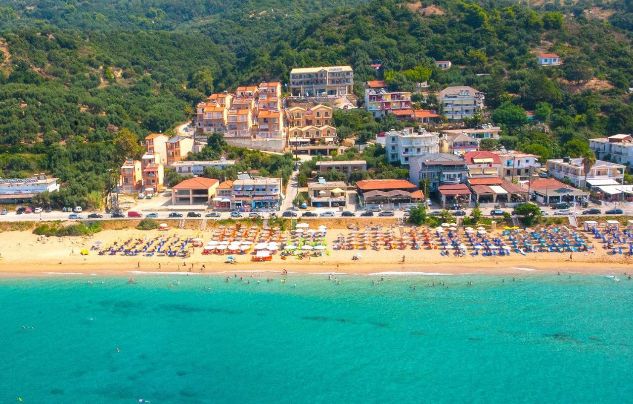 Siarbas Hotel Paralia Vrachou Bagian luar foto